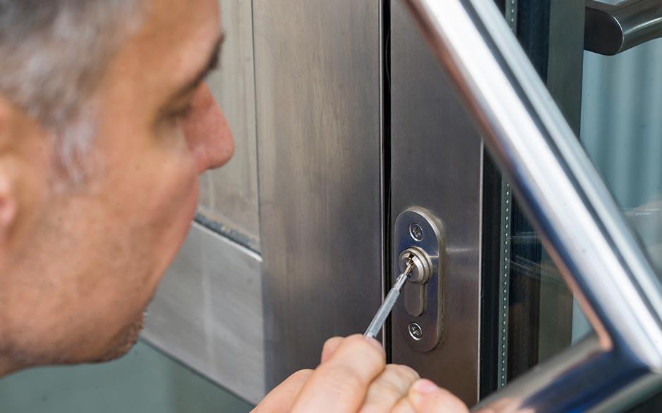 artisan professionnel serrure porte blindee Franconville
